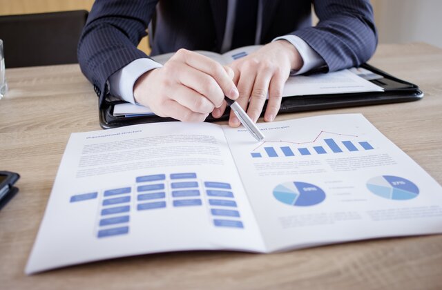 Best Financial Advisor Melbourne: What Criteria Actually Matter Beyond Reviews? financial advisor portfolio